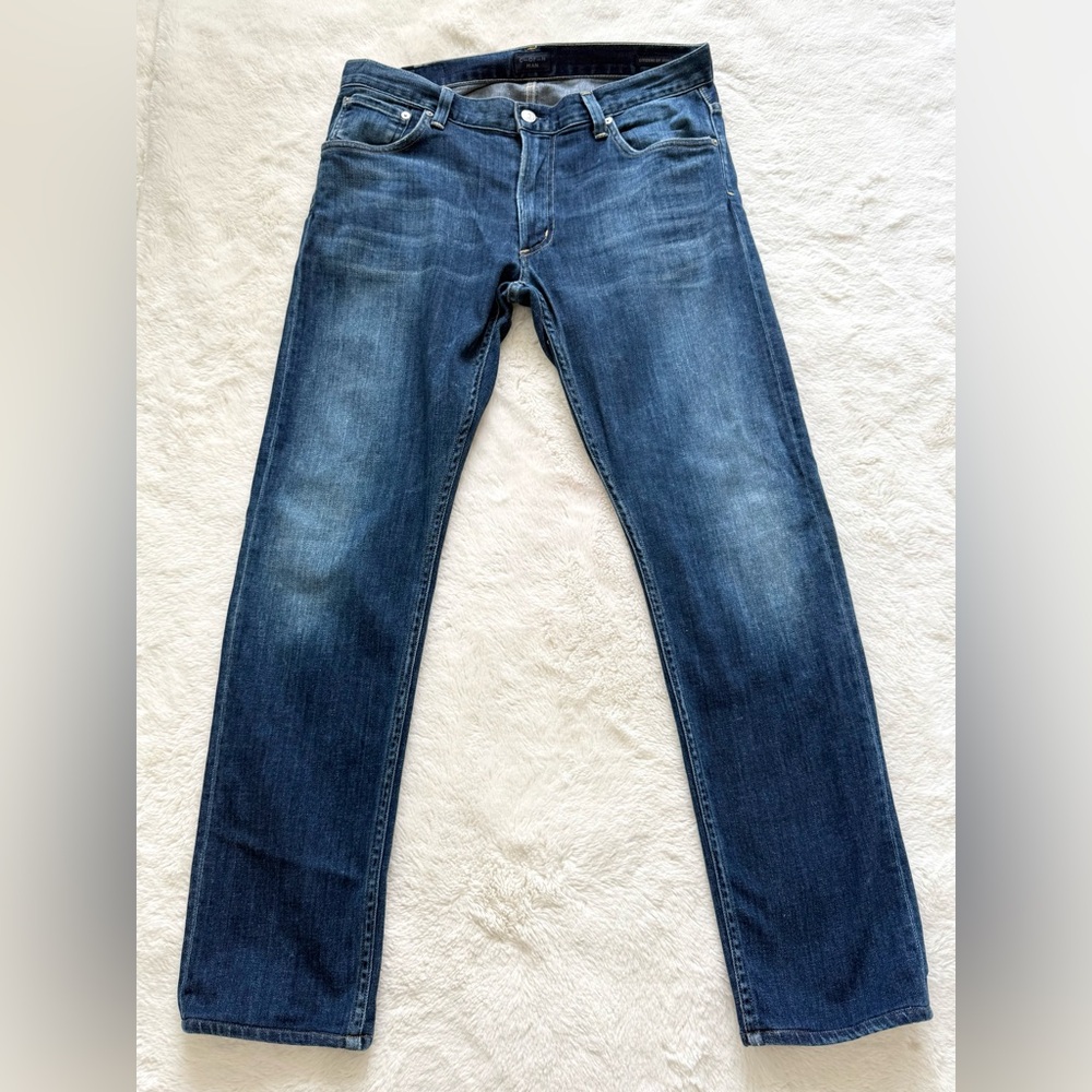 Citizens of Humanity straight men’s jeans size 33 Retail 260$